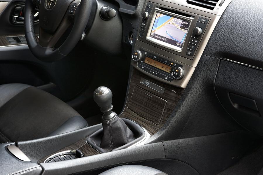  Toyota Avensis Sedan 2011 года  (фото 6 из 34)